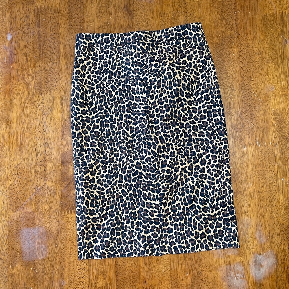 J. Crew No. 2 Bi-Stretch Cotton Pencil Skirt in Leopard Size 2